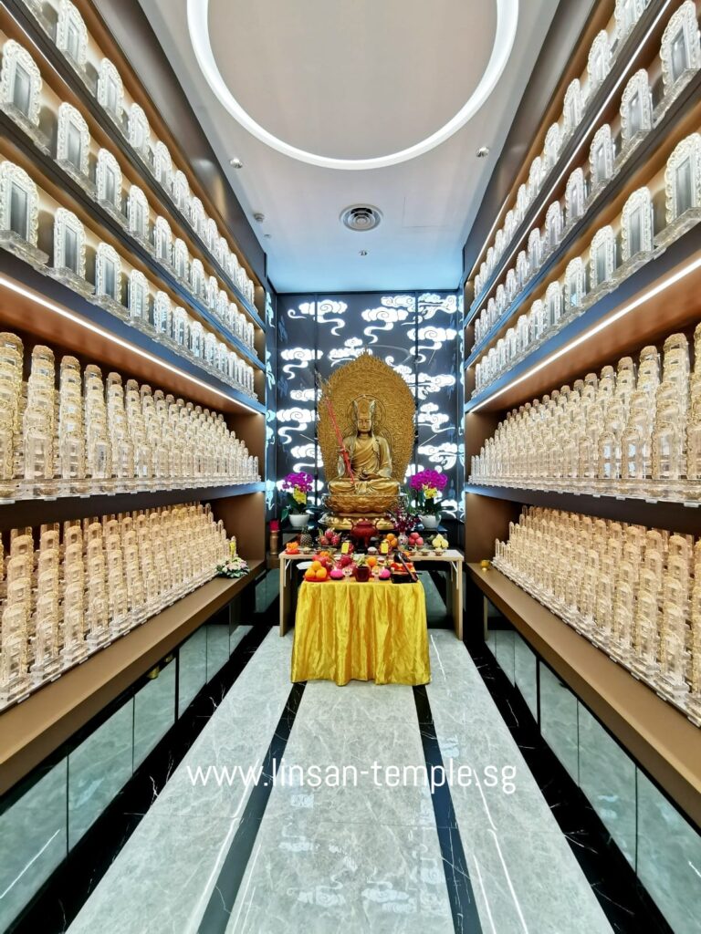 Lin San Temple Ancestral Tablet Worship Suite